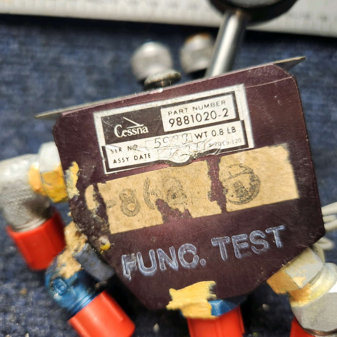 Used aircraft parts for sale, 9881020-2 Cessna 172RG Landing Gear Selector Valve Assy/W Light