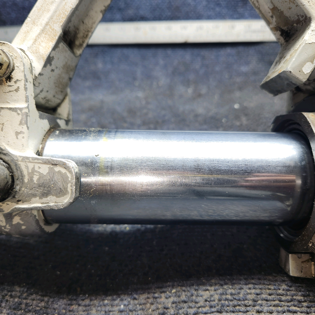 Used aircraft parts for sale, 0594300-212 Cessna 172 Nose Landing Gear Strut Tube Shock Assembly