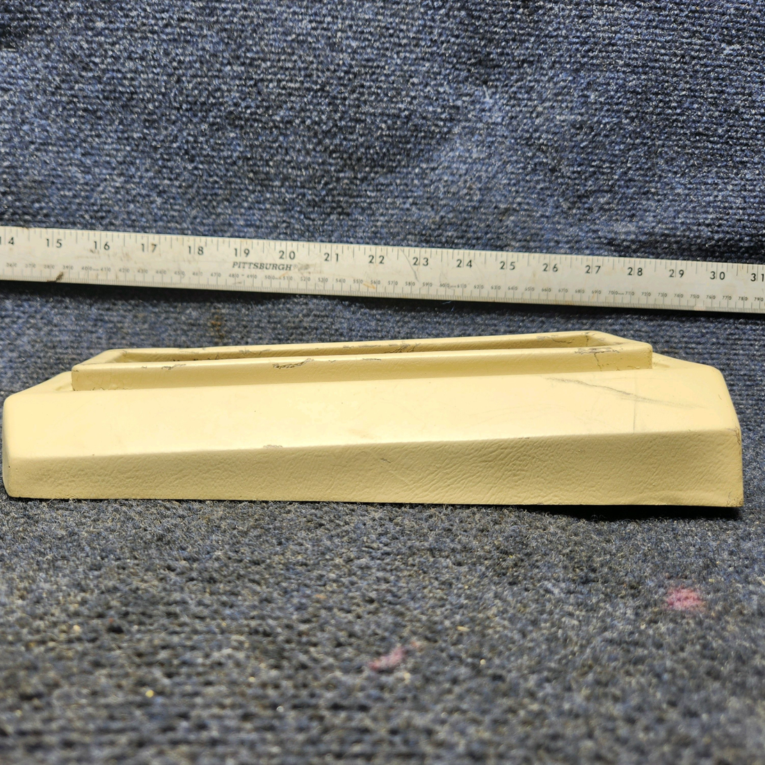 Used aircraft parts for sale, 96-534133-2 Beechcraft F33A PASSENGER ARMREST MIDDLE RH
