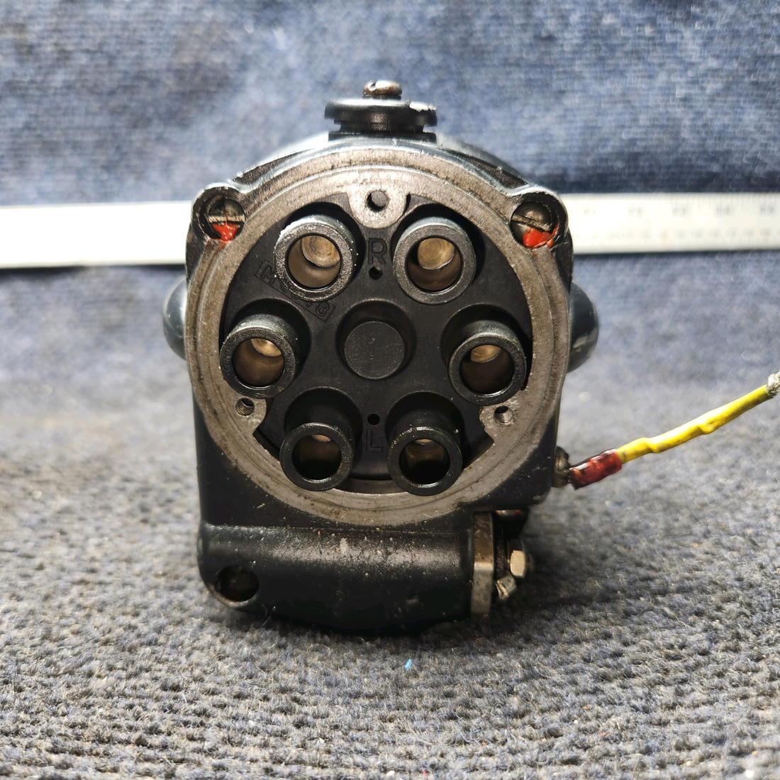 Used aircraft parts for sale, 6264 Slick 6264 Cessna 172 Magneto with Impulse and Gear