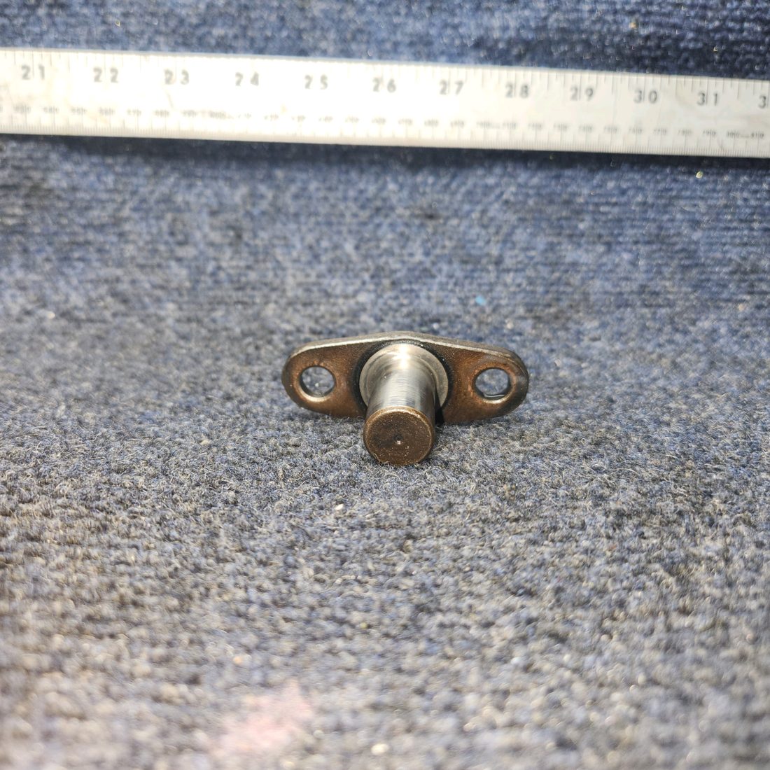 Used aircraft parts for sale, LW-13796 Lycoming O-320 Piper PA28-140 Crankshaft Idler Gear Shaft