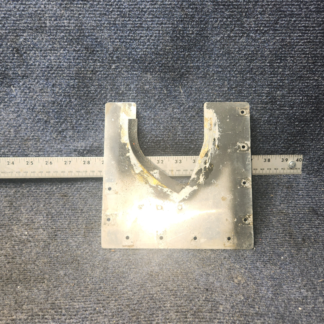 Used aircraft parts for sale, 63339-001 PIPER PA28-140 Plate Assy MLG RH