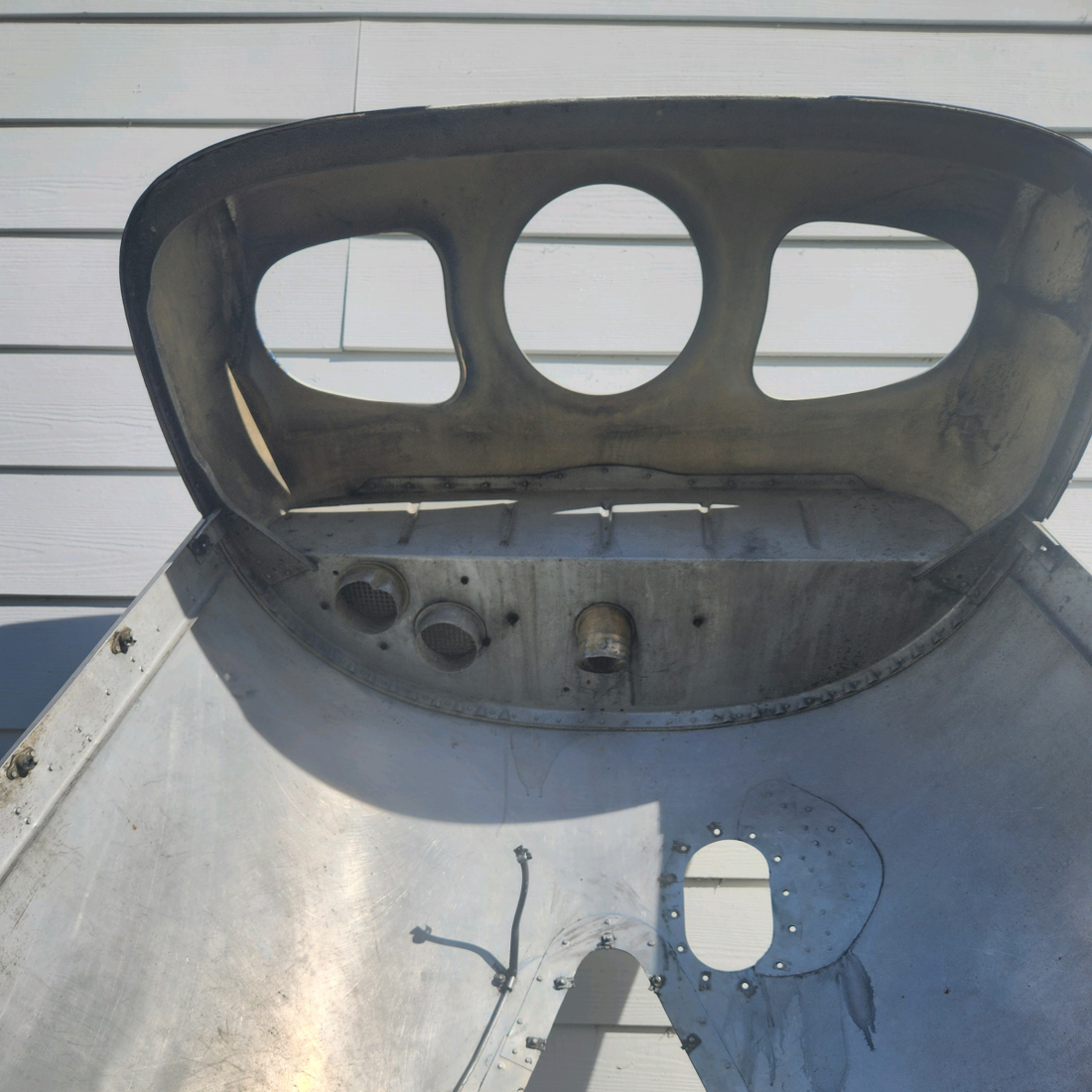 Used aircraft parts for sale, 169-910040-11 , 169-910040-5 Beechcraft A23A Musketeer Custom III BUG ASSY NOSE W LOWER COWLING"HAVE SOME REPAIR SEE PHOTOS FOR DETAILS"