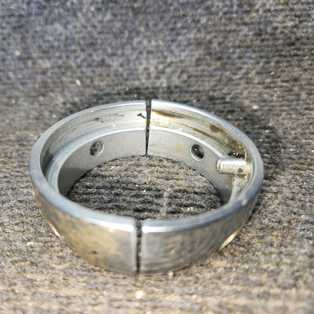 Used aircraft parts for sale, 35-524238-4 Beechcraft 35-33 Retainer Control Arm Yoke