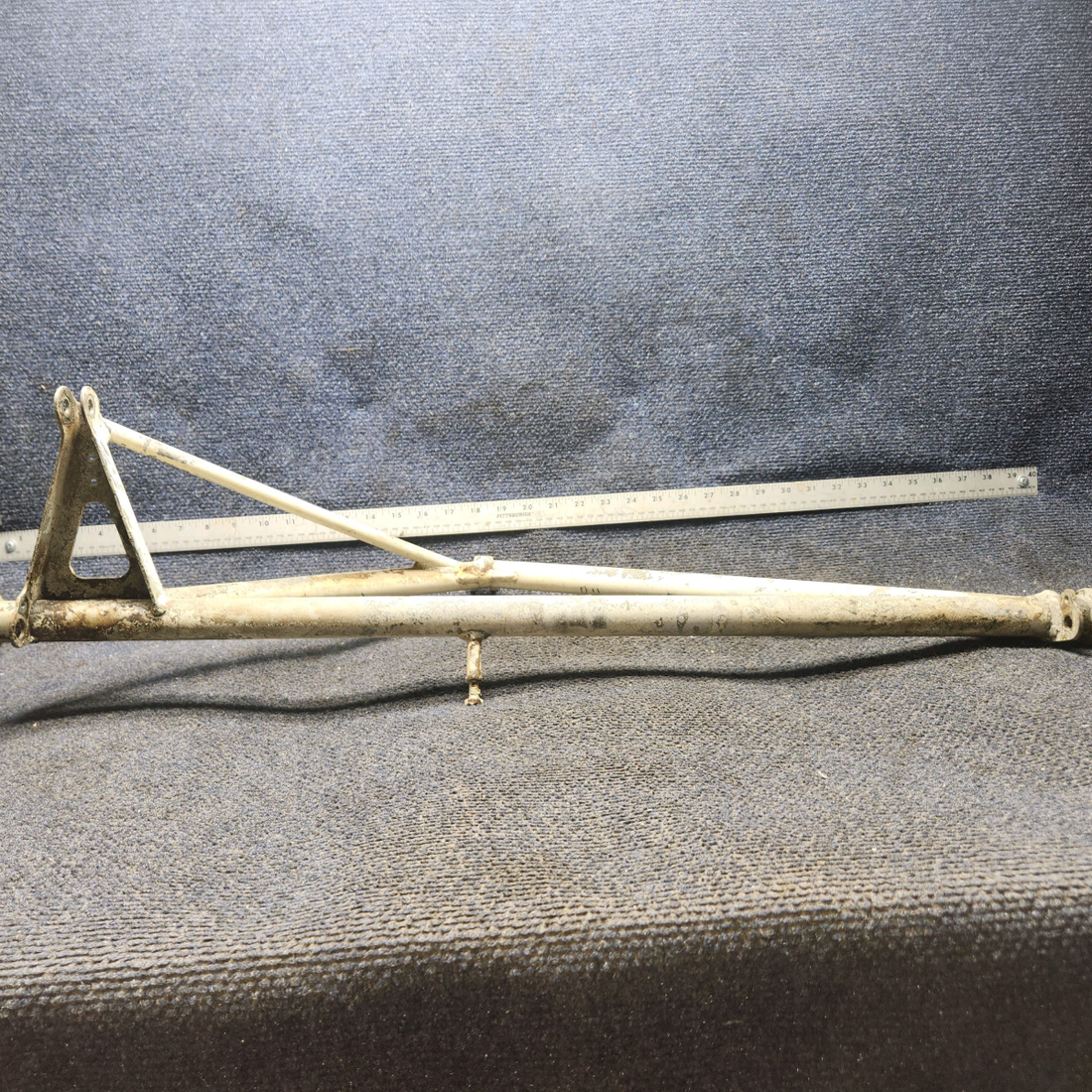 Used aircraft parts for sale, 35-815102-1 Beechcraft F35 Main Gear Brace Assy - RH