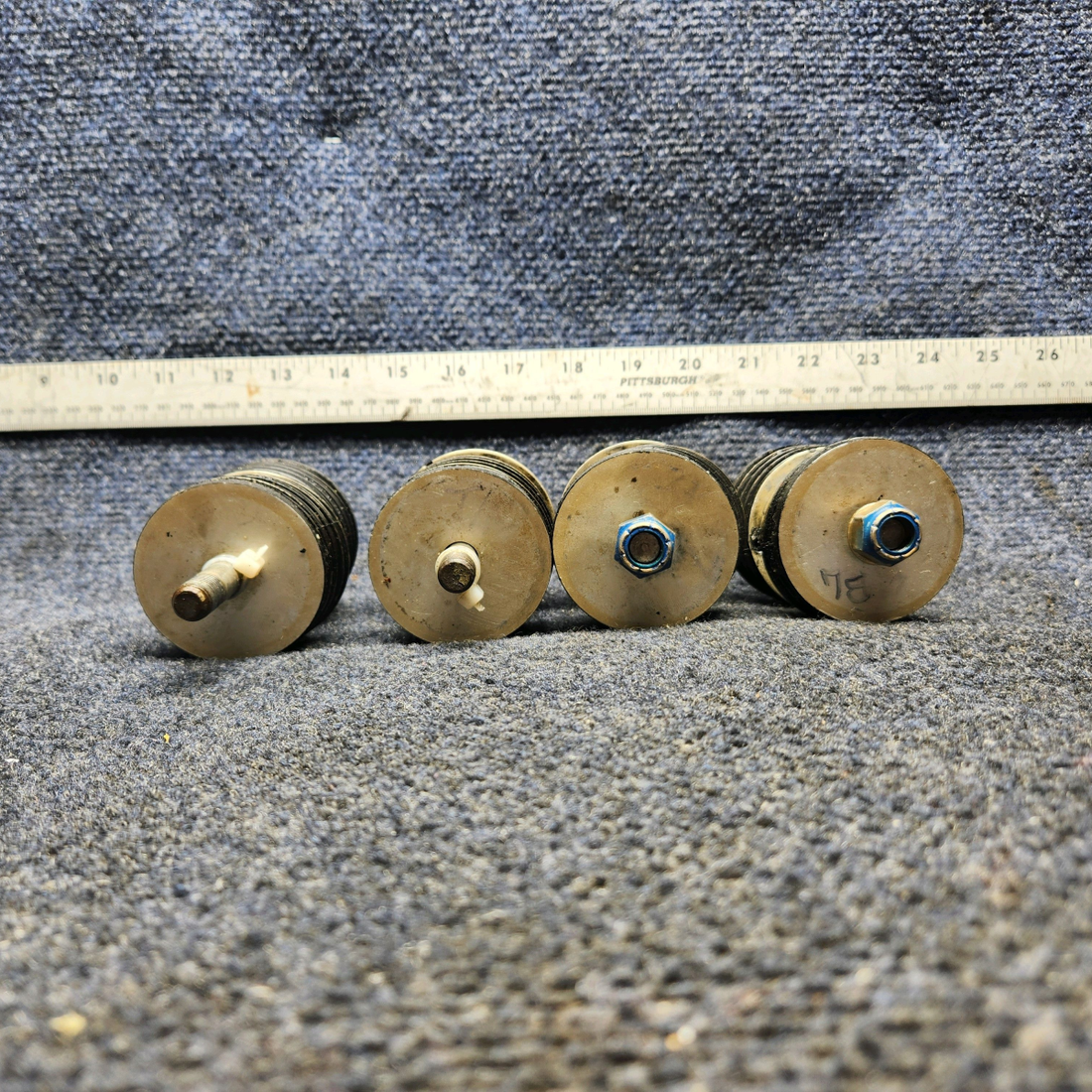 Used aircraft parts for sale, J-10776-1 Beechcraft A23A Musketeer Custom III J-10778-16 SET WITH 4 UNITS SHOCK MOUNT