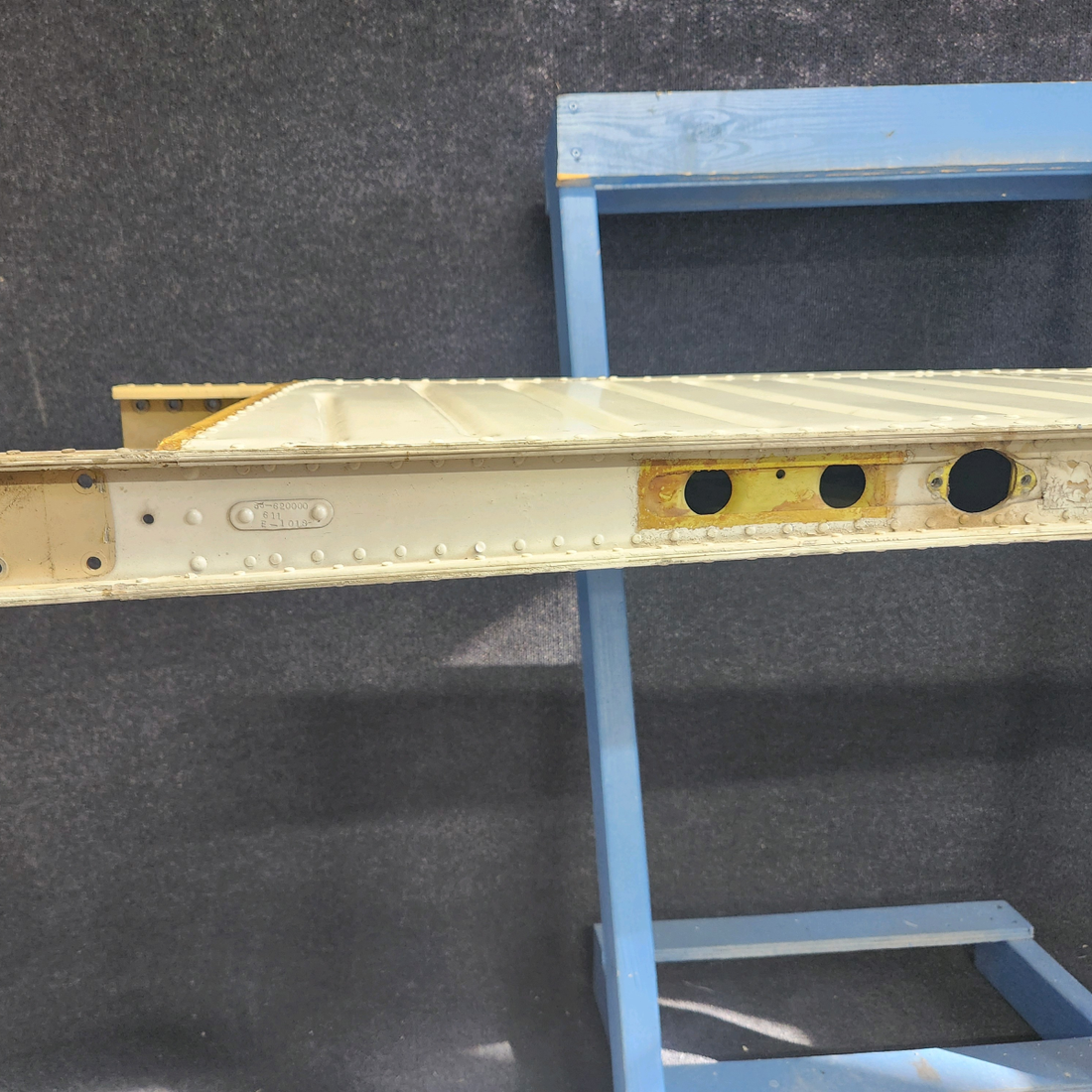 Used aircraft parts for sale, 33-620000-611 Beechcraft F33A HORIZONTAL STABILIZER ASSY LH