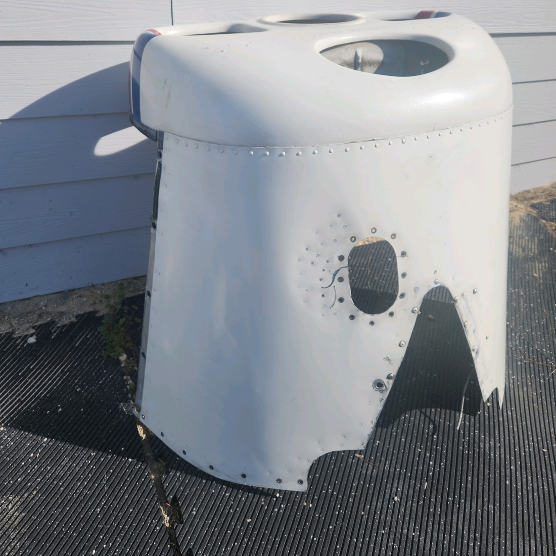 Used aircraft parts for sale, 169-910040-11 , 169-910040-5 Beechcraft A23A Musketeer Custom III BUG ASSY NOSE W LOWER COWLING"HAVE SOME REPAIR SEE PHOTOS FOR DETAILS"