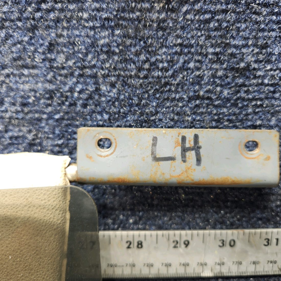 Used aircraft parts for sale, 0700122-13 Cessna C-150J Sun Visor Assembly L.H