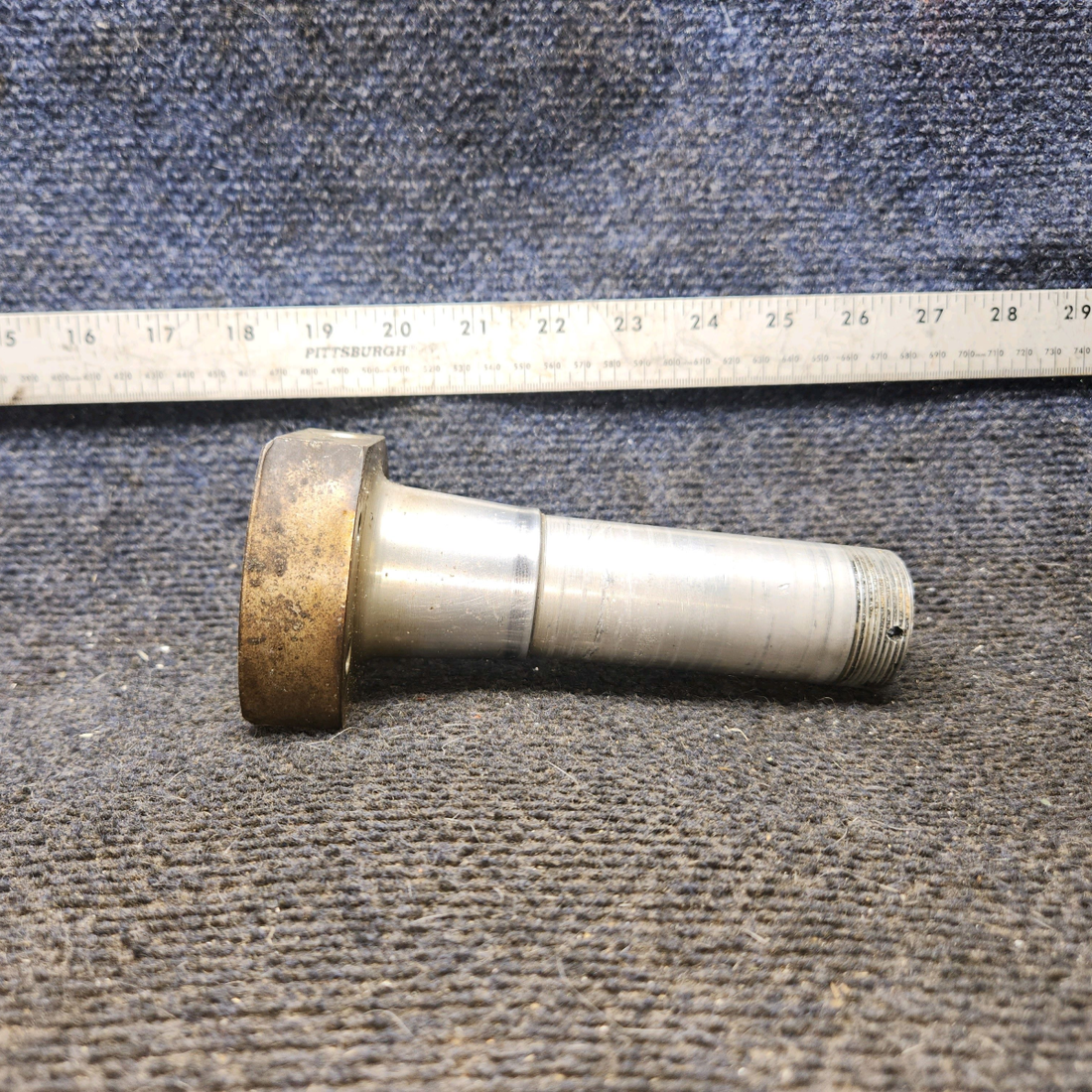 Used aircraft parts for sale, 0541199-1 cessna 172N Main Landing Gear Axle