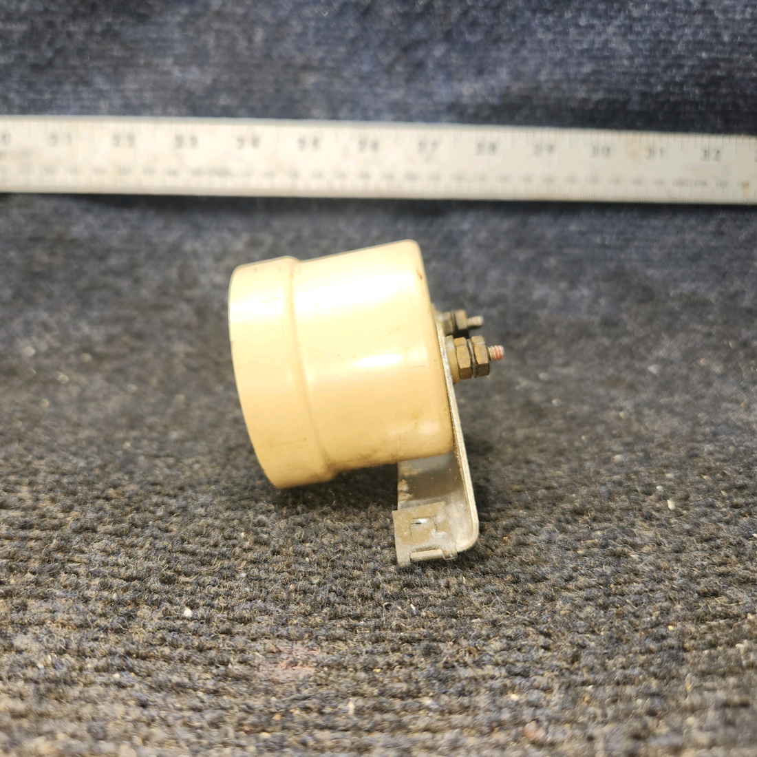 Used aircraft parts for sale, S1407-6, 0713738-3 Cessna 172F Stall Warning Horn with Bracket