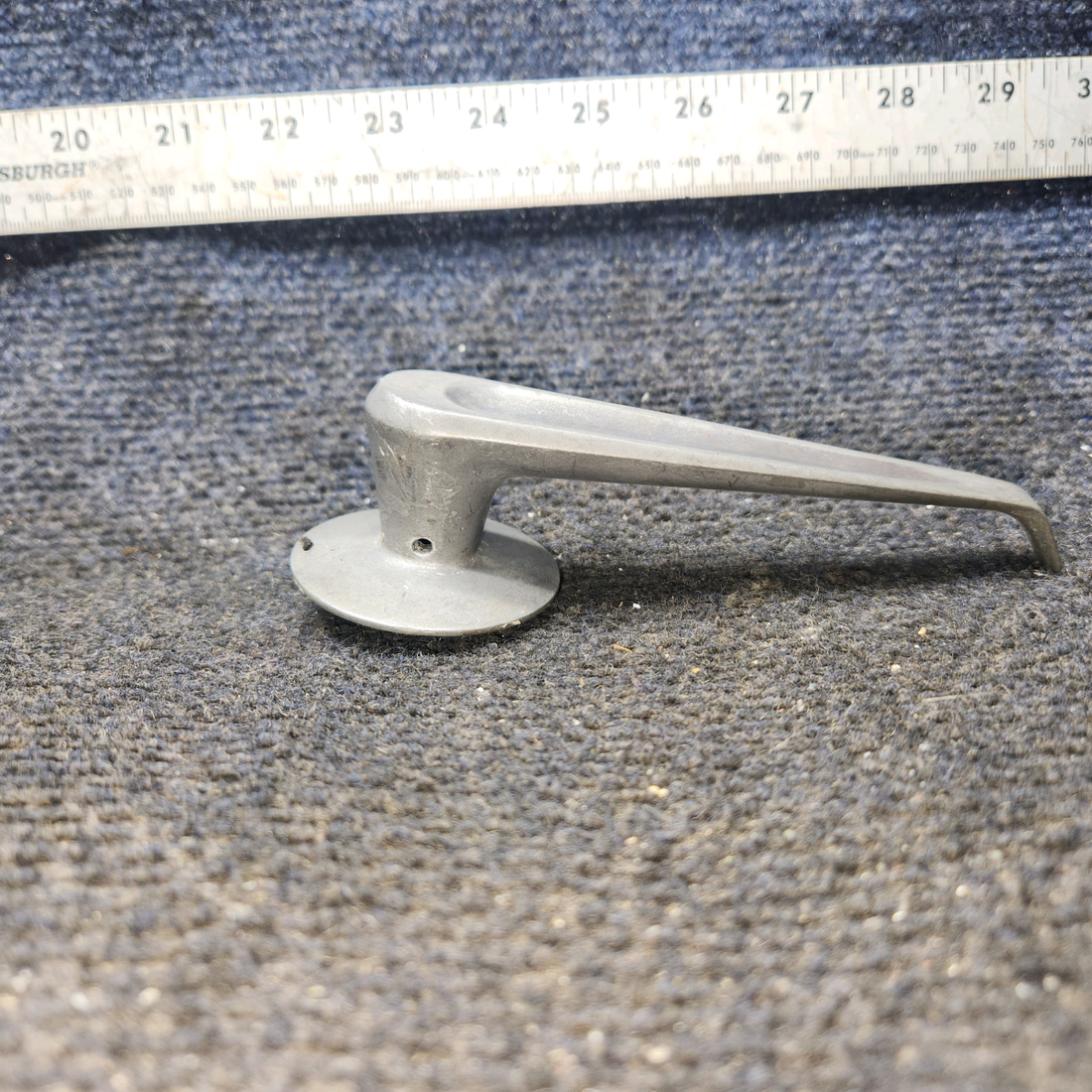Used aircraft parts for sale, 0711027-1 Cessna 172E Inside Cabin Door Handle LH or RH