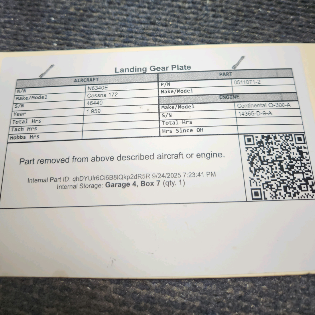 Used aircraft parts for sale, 0511071-2 Cessna 172 Landing Gear Plate