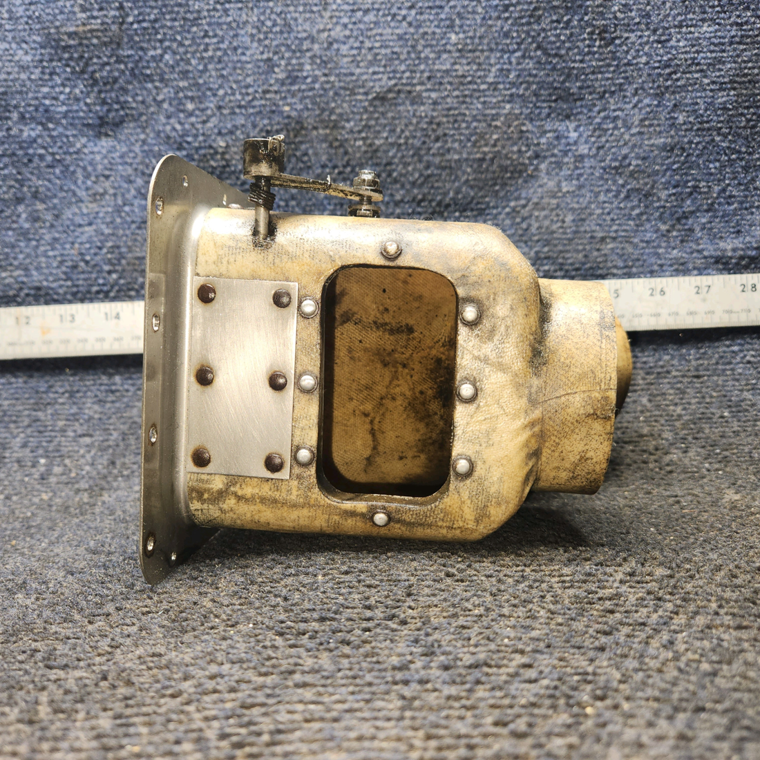 Used aircraft parts for sale, 0553001-1 Cessna 172E Warm Air Valve with Seat