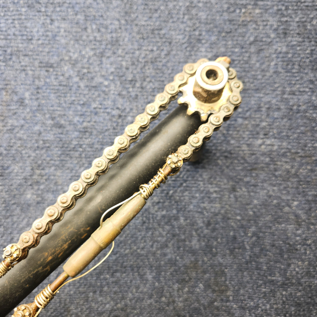 Used aircraft parts for sale, 0413368-1 cessna 150G Control “Y” Yoke Weld Assy with Chains and Gears
