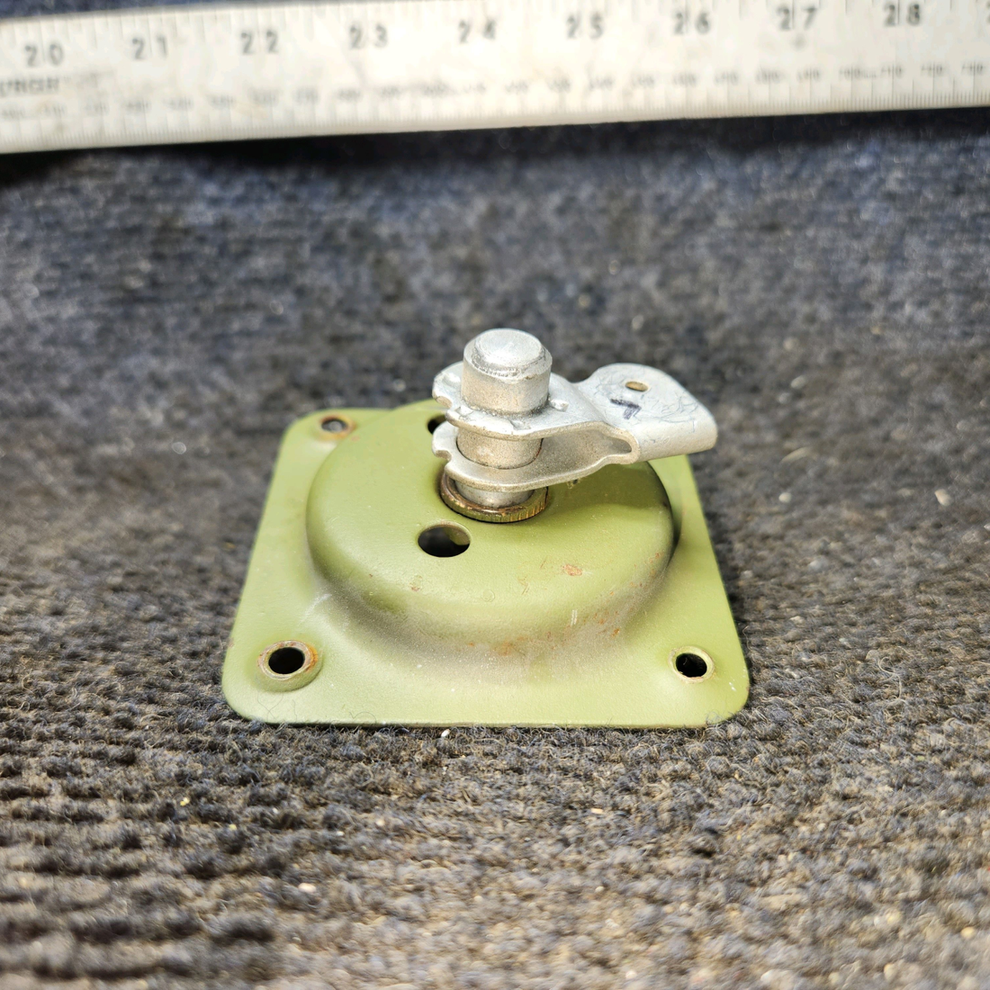 Used aircraft parts for sale, 0413195-3, 0511227-7 Cessna 172E Cabin Door Handle Plate Assembly with Shaft