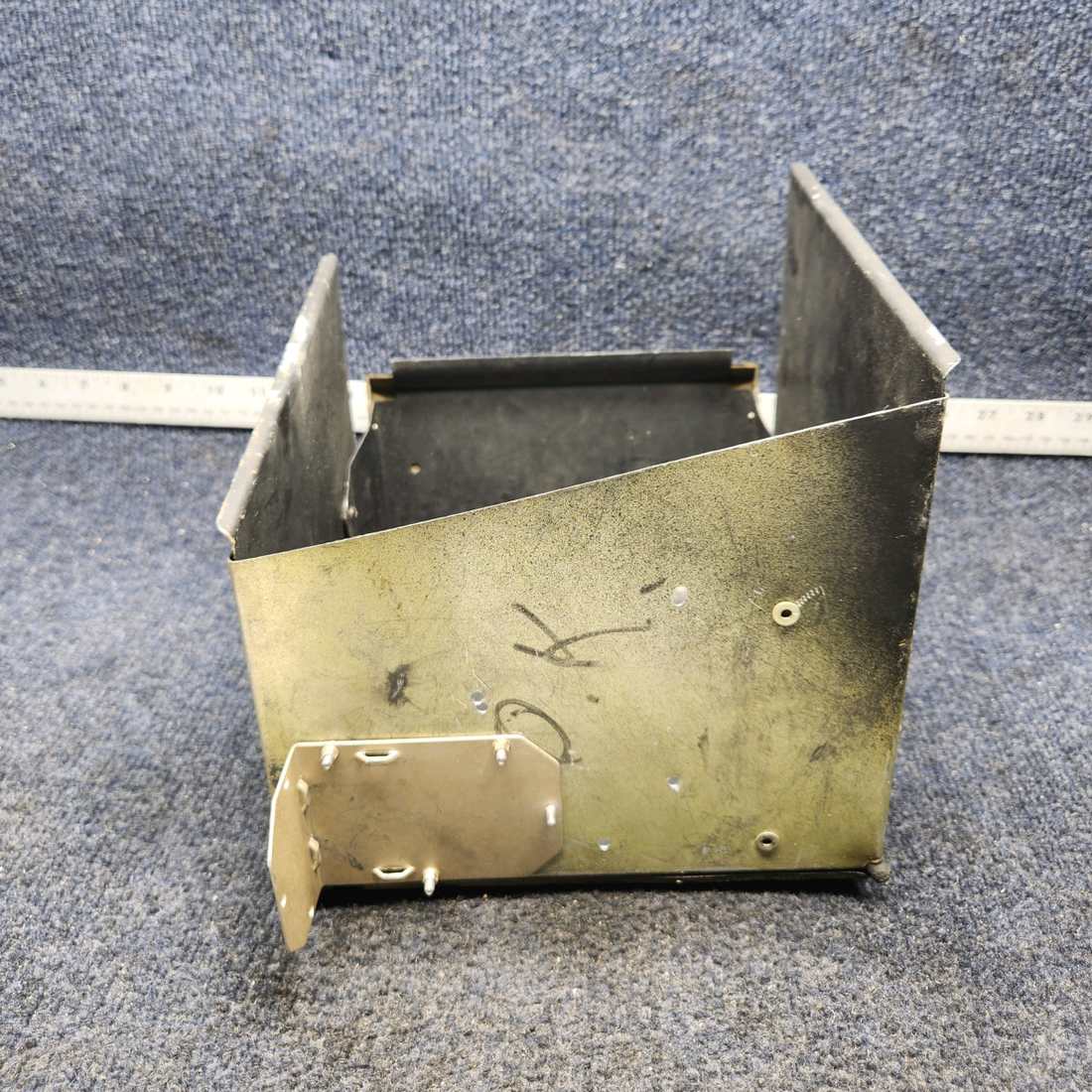 Used aircraft parts for sale, 69328-000 Piper PA32RT-300 GLOVE BOX ASSEMBLY W/ DOOR