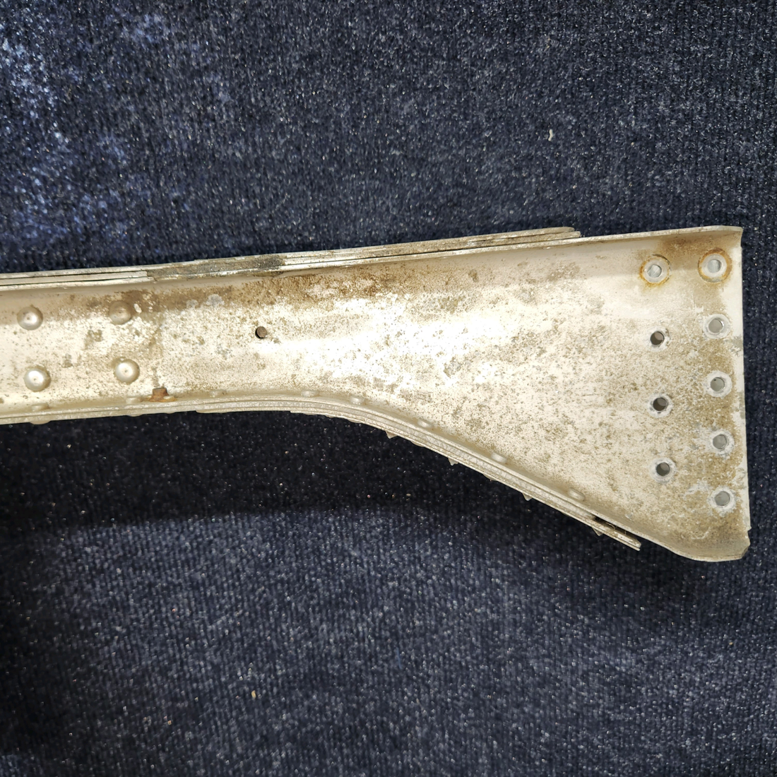 Used aircraft parts for sale, 0513007-6 Cessna 172E Front Doorpost Bulkhead Assembly RH