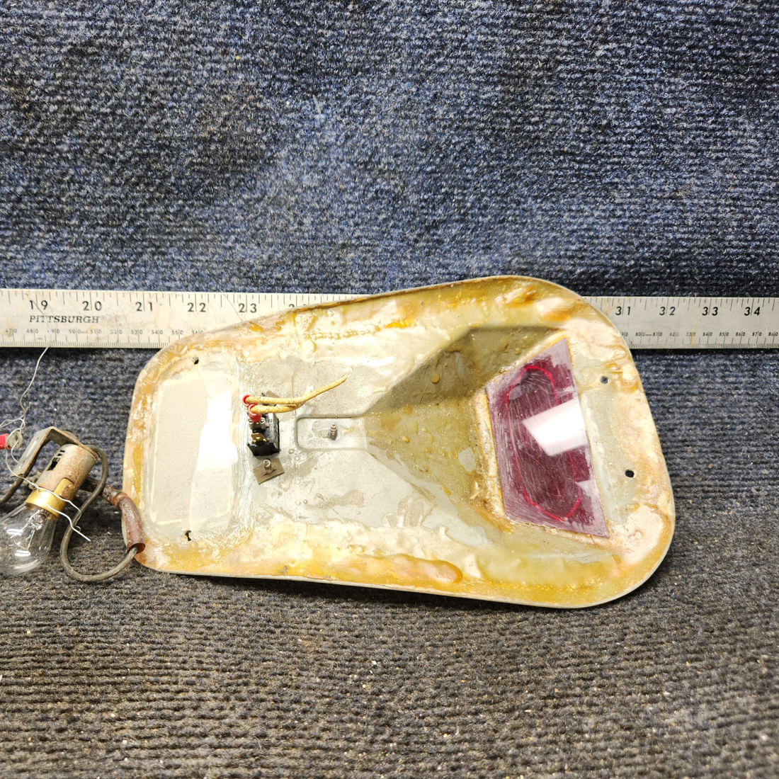 Used aircraft parts for sale, 0710103-1 Cessna C175 Cover Plate Light