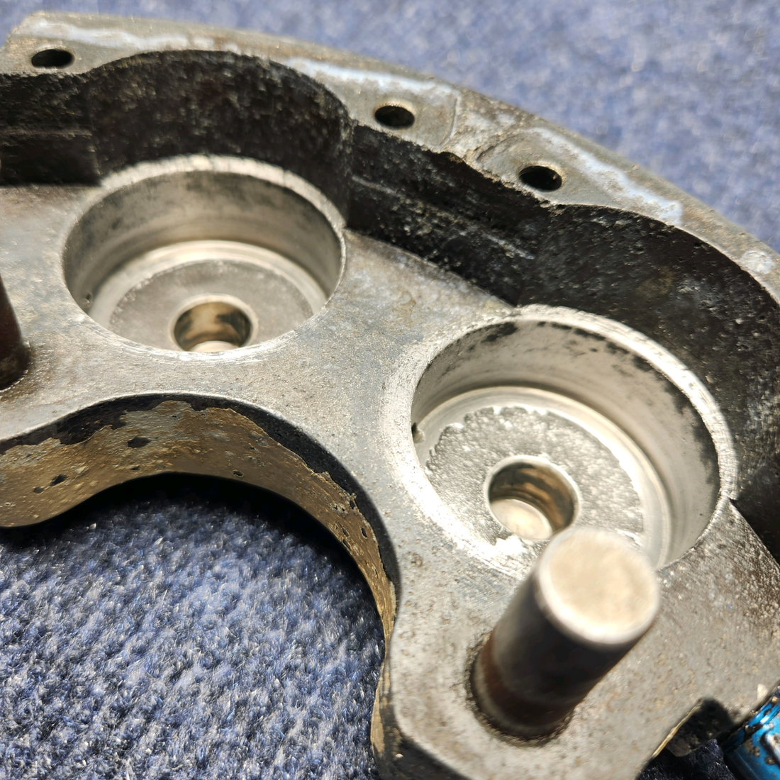 Used aircraft parts for sale, 36-8001-9 Cleveland BEECHCRAFT F35 CLEVELAND 30-54 BRAKE CALIPER ASSEMBLY