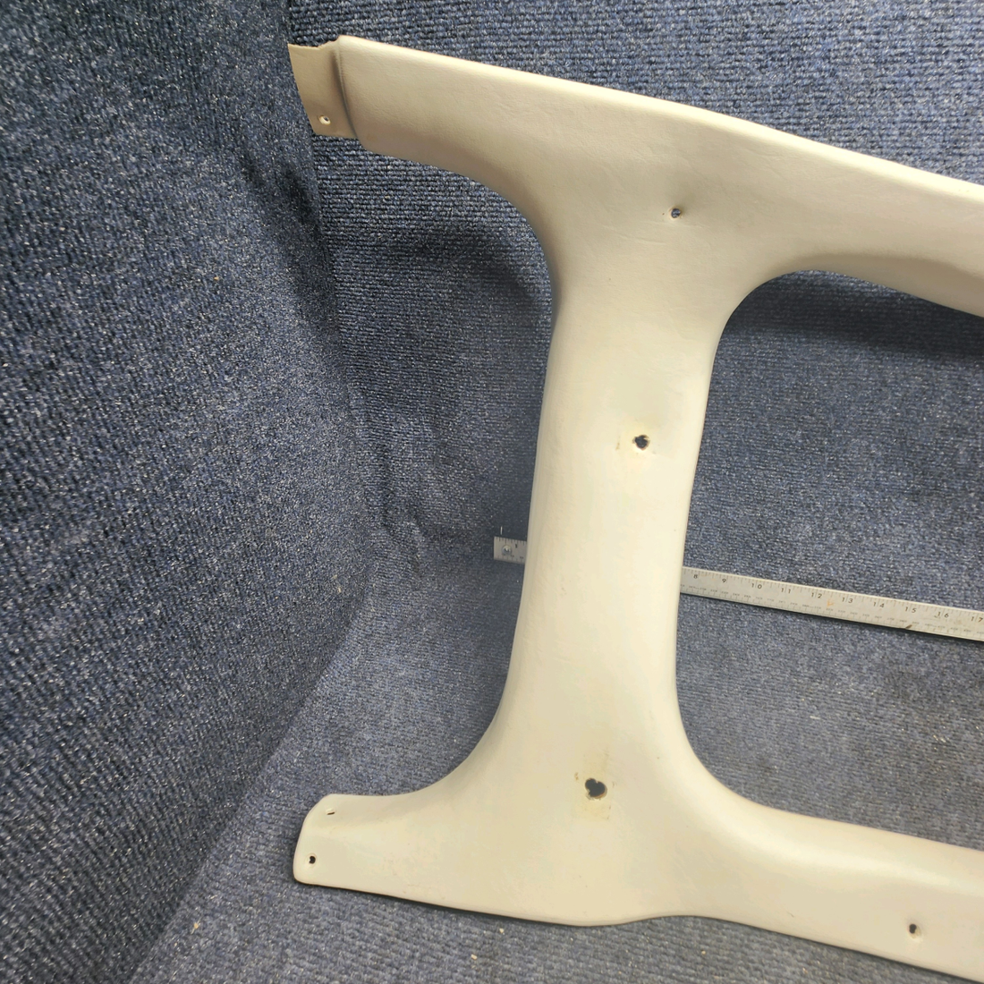 Used aircraft parts for sale, 96-534131-4 Beechcraft F33A WINDOW MOLDING ASSY AFT CABIN RH