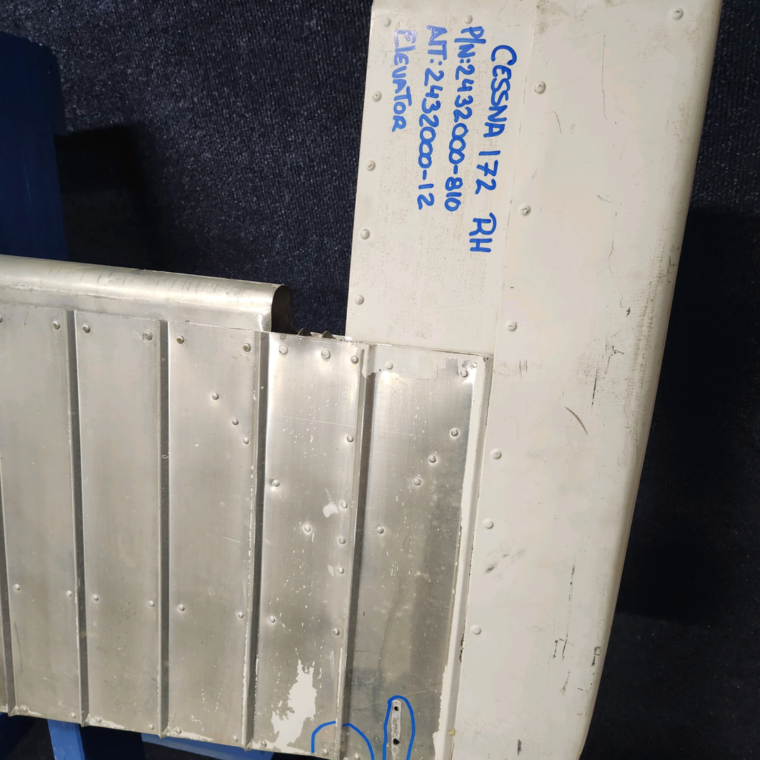 Used aircraft parts for sale, 2432000-810 Cessna  [part_model] CESSNA 172 ELEVATOR ASSEMBLY RH- NO TRIM