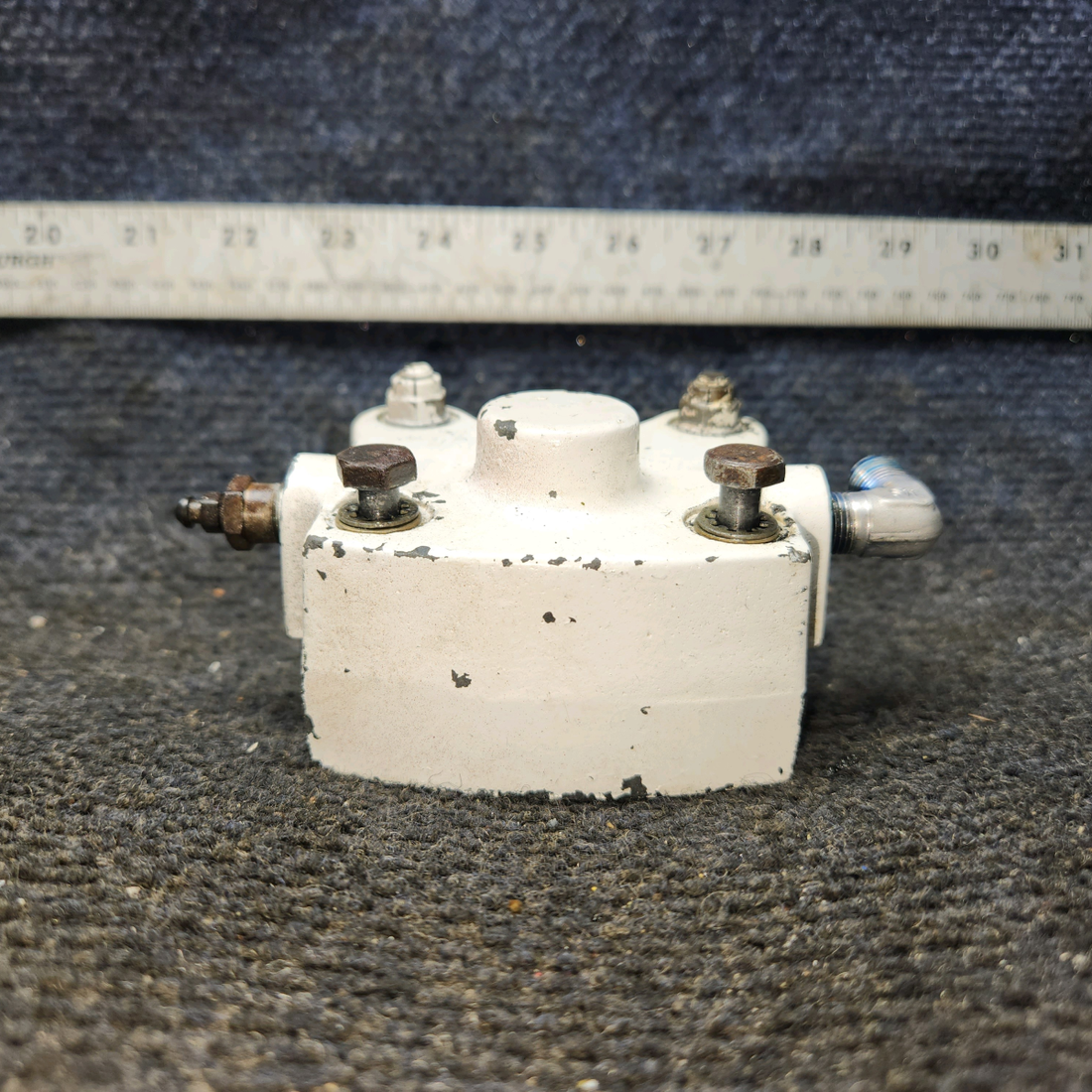 Used aircraft parts for sale, 30-181 Cleveland Piper PA-28-140 Brake Caliper Assembly