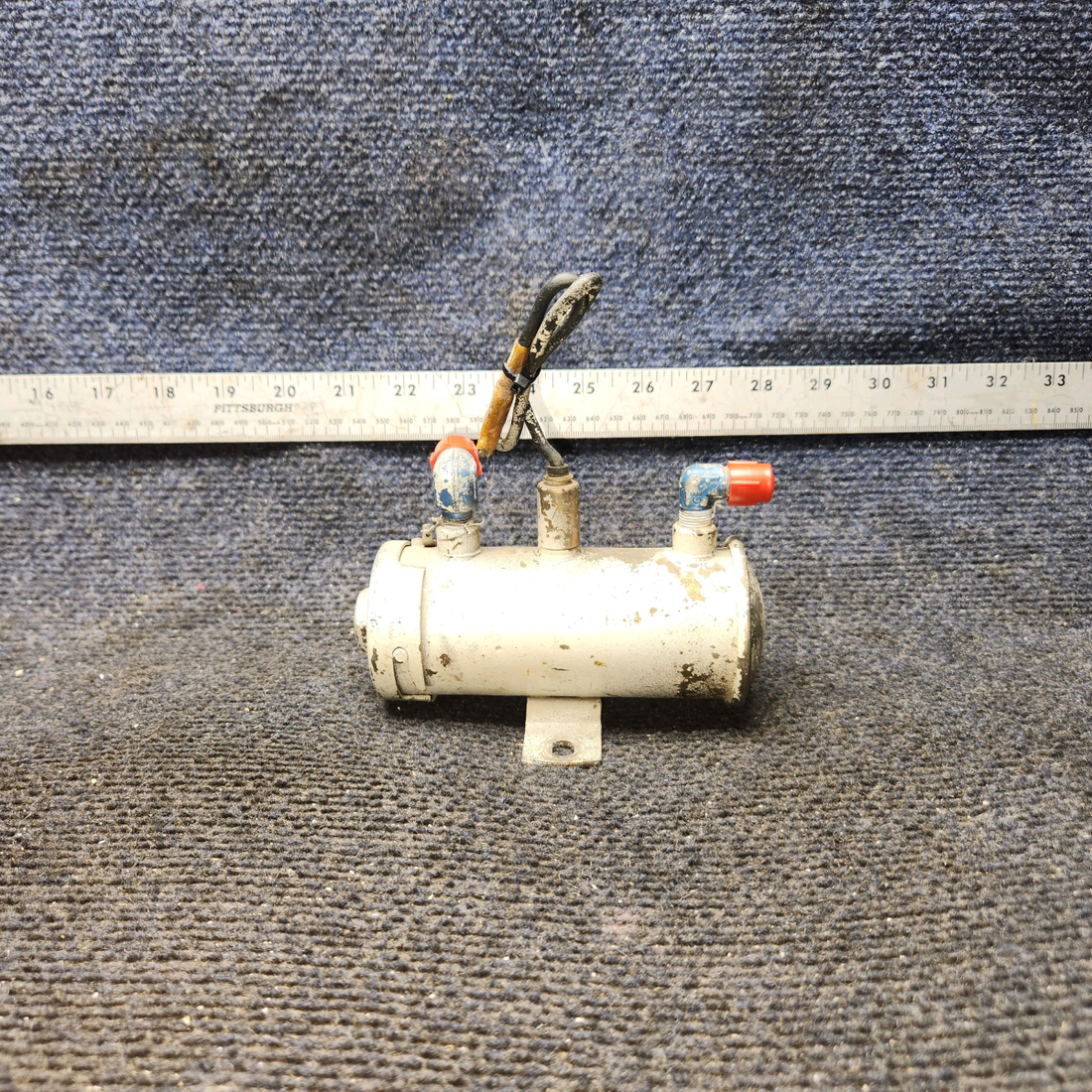 Used aircraft parts for sale, 477-060 Facet BEECHCRAFT F35 Fuel Pump Assy (12V)