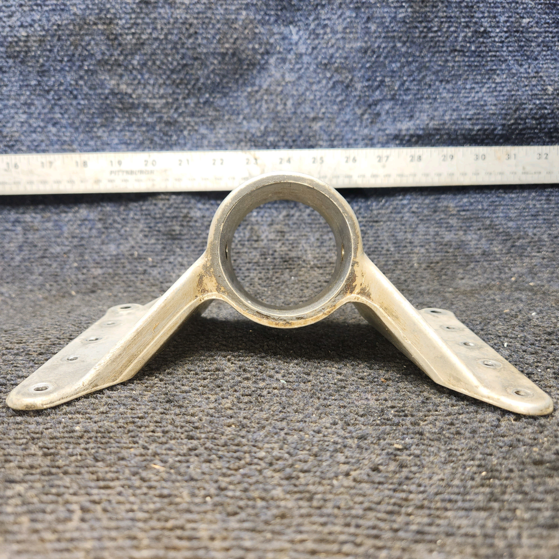 Used aircraft parts for sale, 0543013-1 Cessna 172 Upper Nose Gear Fitting