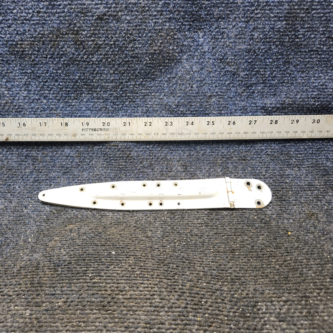 Used aircraft parts for sale, 0511280-2, 0511237-2 Cessna 172 Cabin Door Hinge Assembly Upper RH