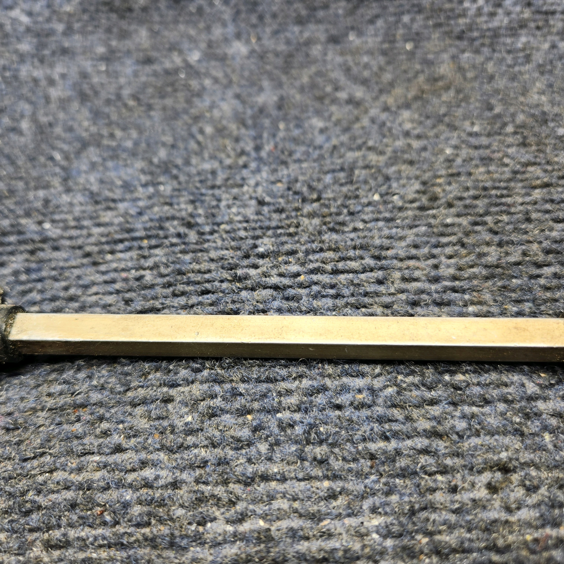 Used aircraft parts for sale, 0511157-14 , 0511157-19 Cessna FUEL SELECTOR SHAFT & HANDLE ASSEMBLY.