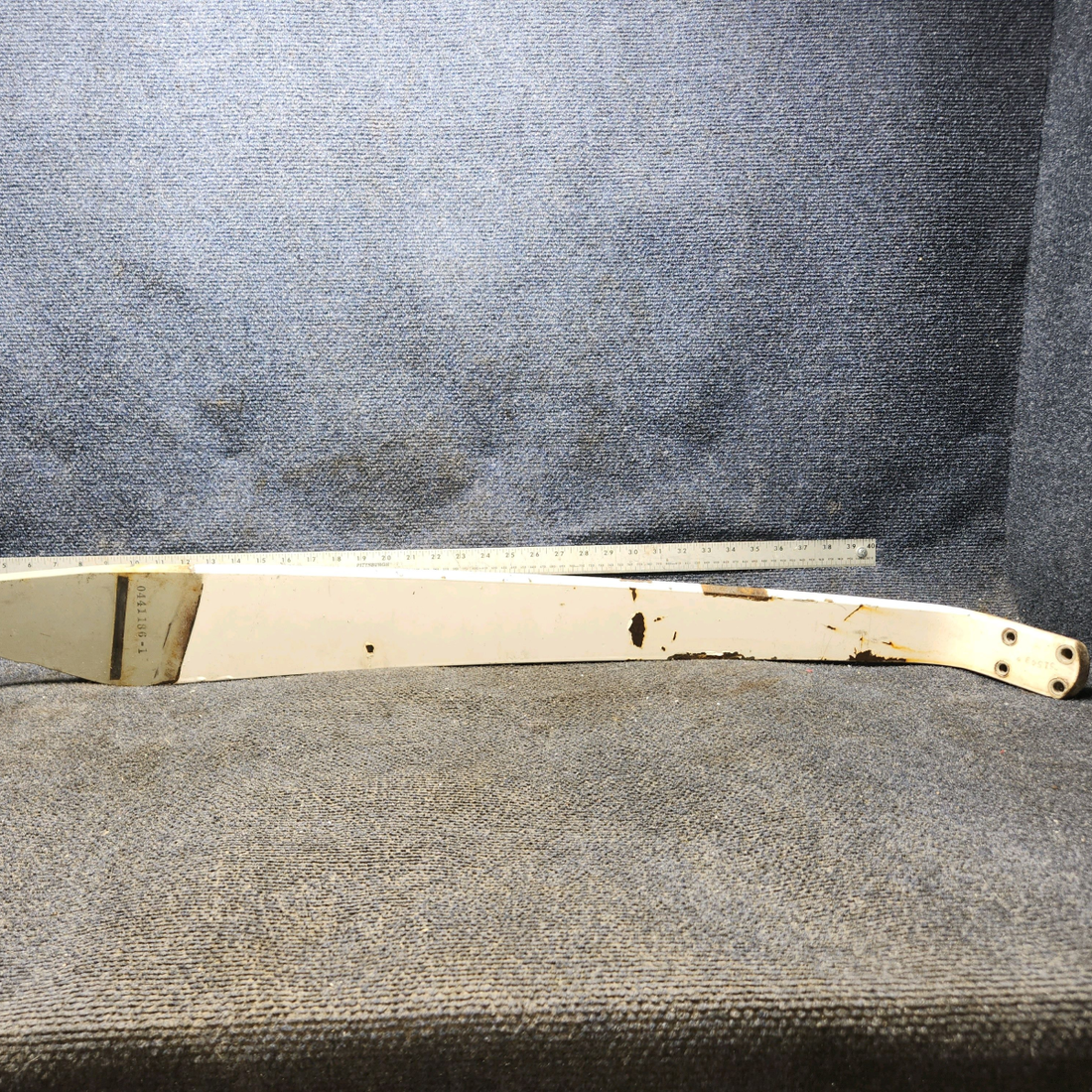 Used aircraft parts for sale, 0441186-2 cessna 150G Main Landing Gear Spring Assembly – RH