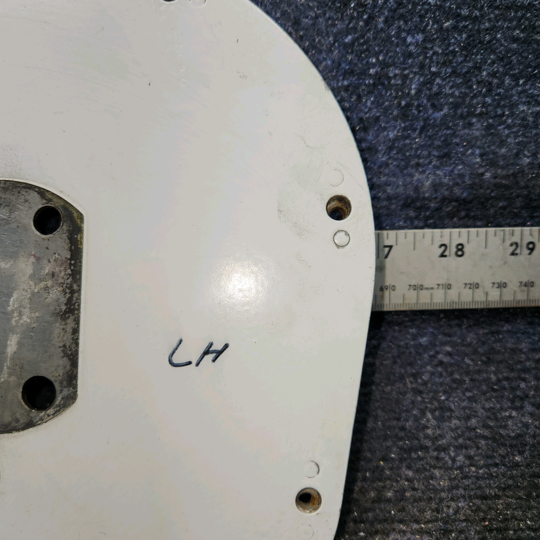 Used aircraft parts for sale, 0741610-11 Cessna 172E Wheel Pant Support Bracket LH
