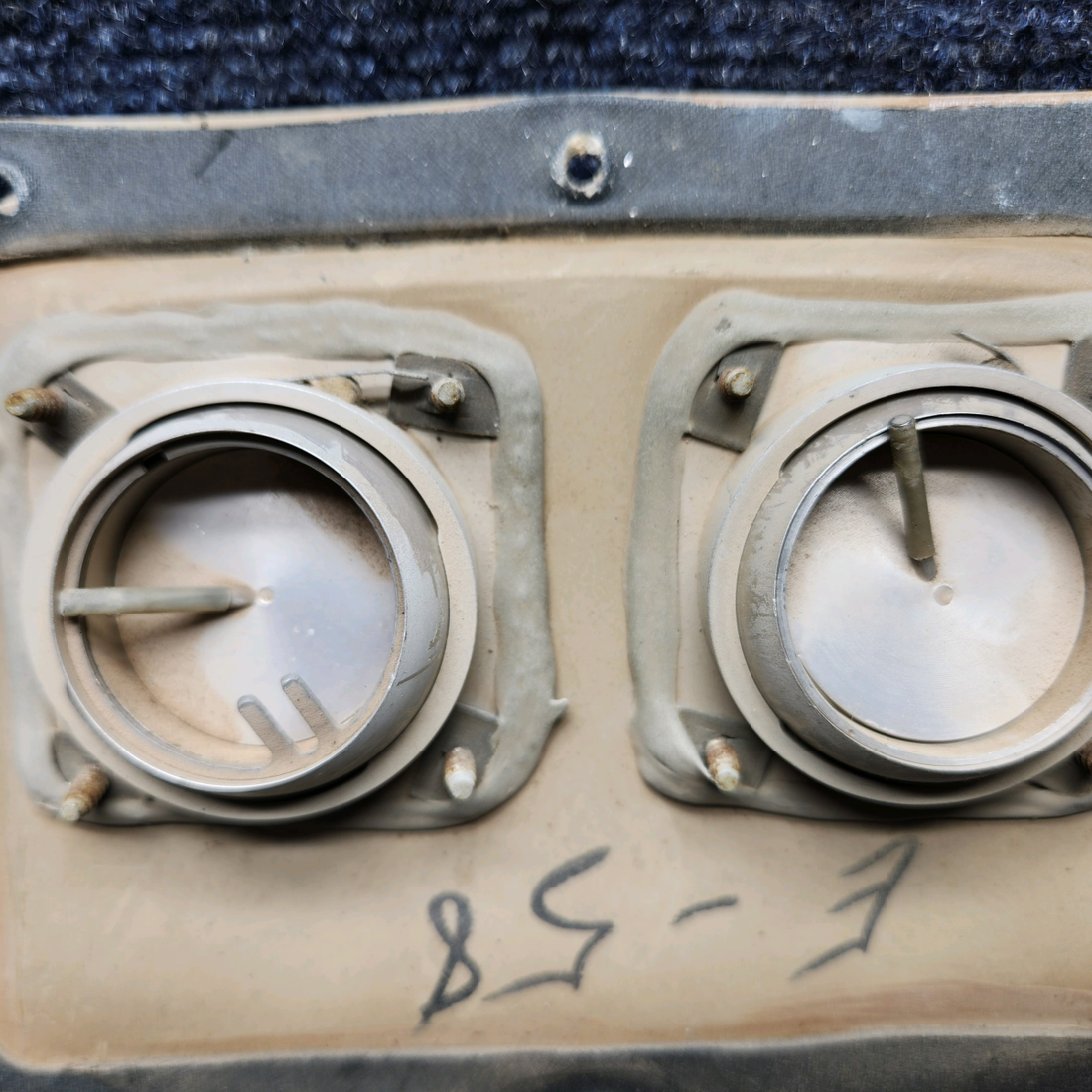 Used aircraft parts for sale, 96-550013-101 BEECHCRAFT 95-55B Overhead Fresh Air Pan w/ Valves