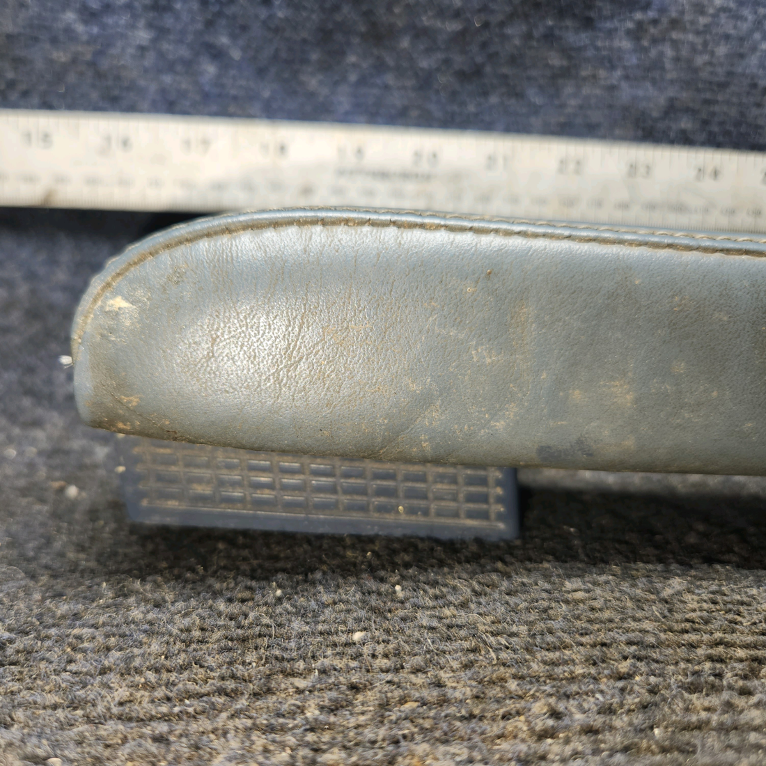 Used aircraft parts for sale, 1414082-1 Cessna 182G Armrest Assembly