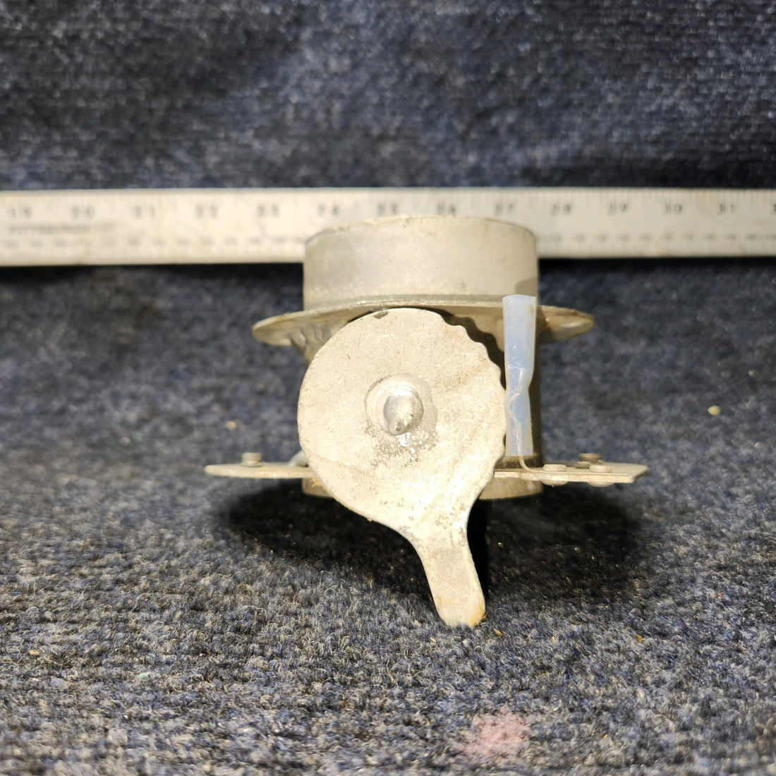 Used aircraft parts for sale, 68556-000 PIPER PA28-161 Air Vent Assy Aft L/H