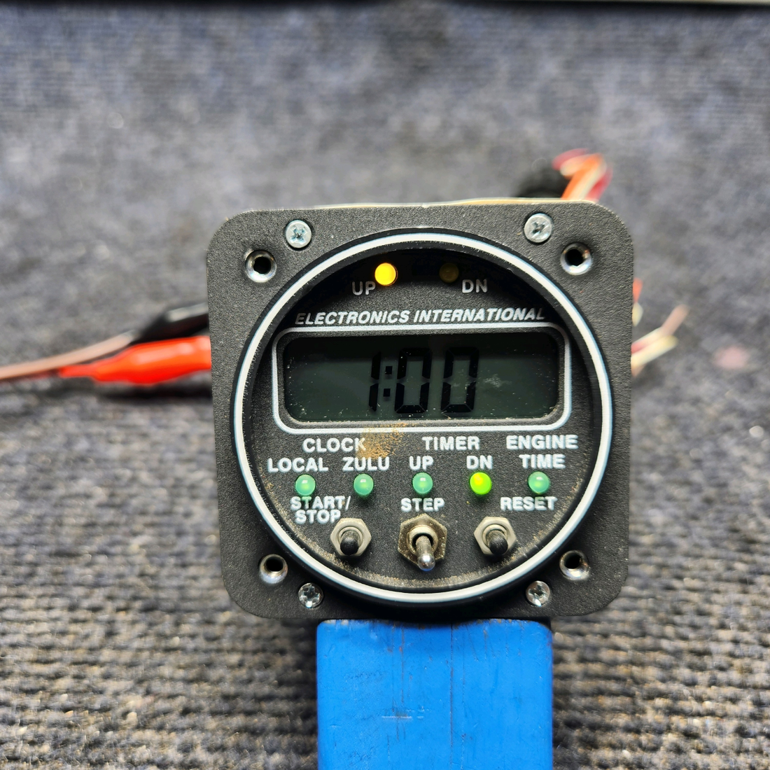 Used aircraft parts for sale, SC-5 PIPER PA-24-250 Electronics International Super Clock
