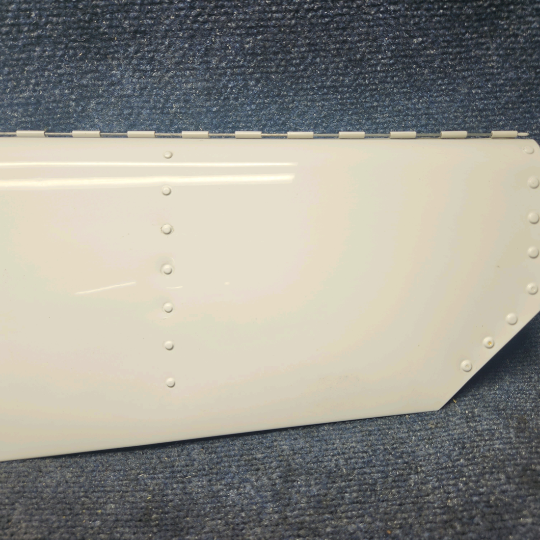 Used aircraft parts for sale, 33-610010-2 Beechcraft F33A ELEVATOR TRIM TAB ASSEMBLY RH (WHITE)
