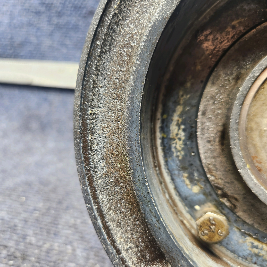 Used aircraft parts for sale, 40-97A Beechcraft A23A Musketeer Custom III CLEVELAND 6.00-6 WHEEL ASSEMBLY