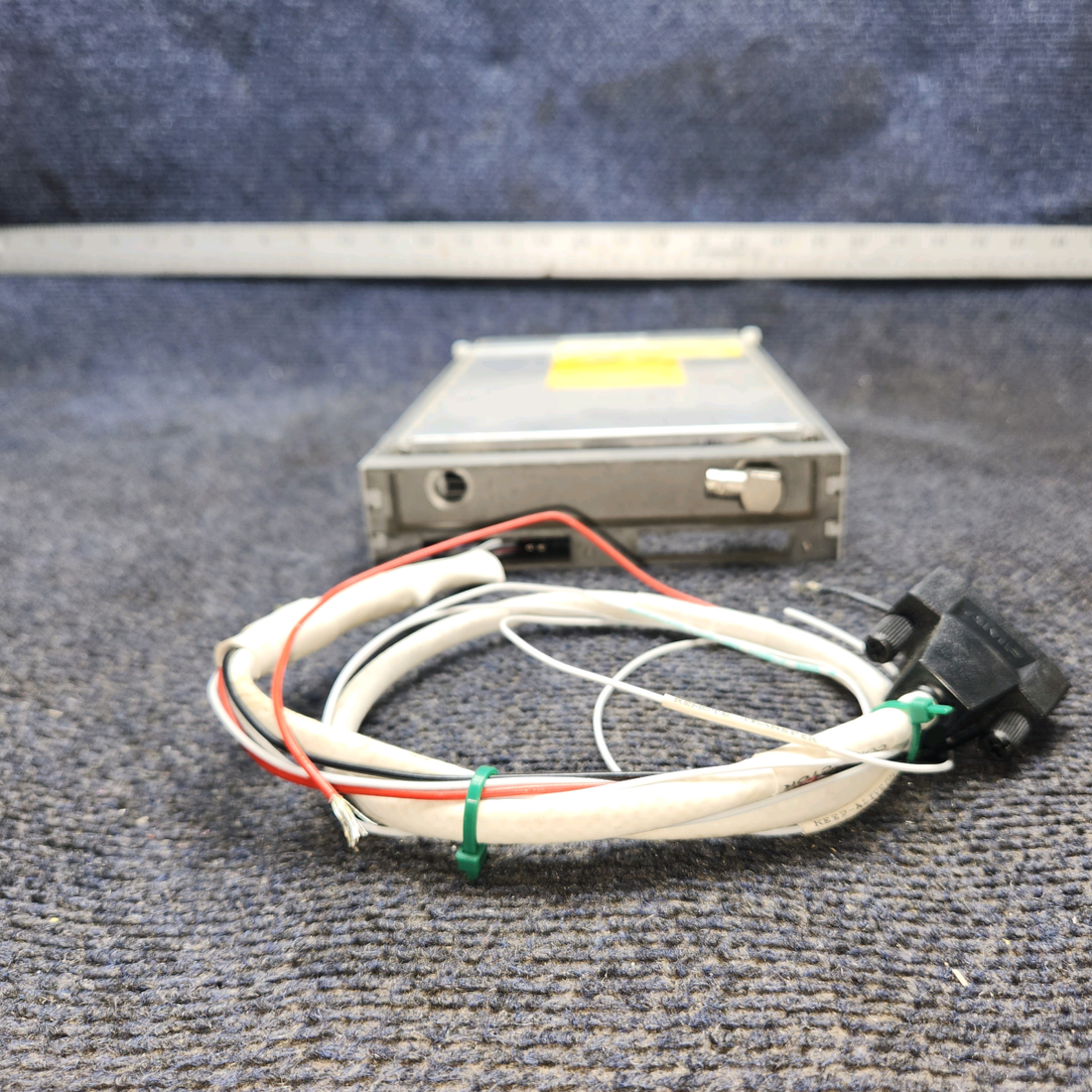 Used aircraft parts for sale, 03114-0309 Narco COM-810 Piper PA28-140 Comm Transceiver w/  Rack and Connectors