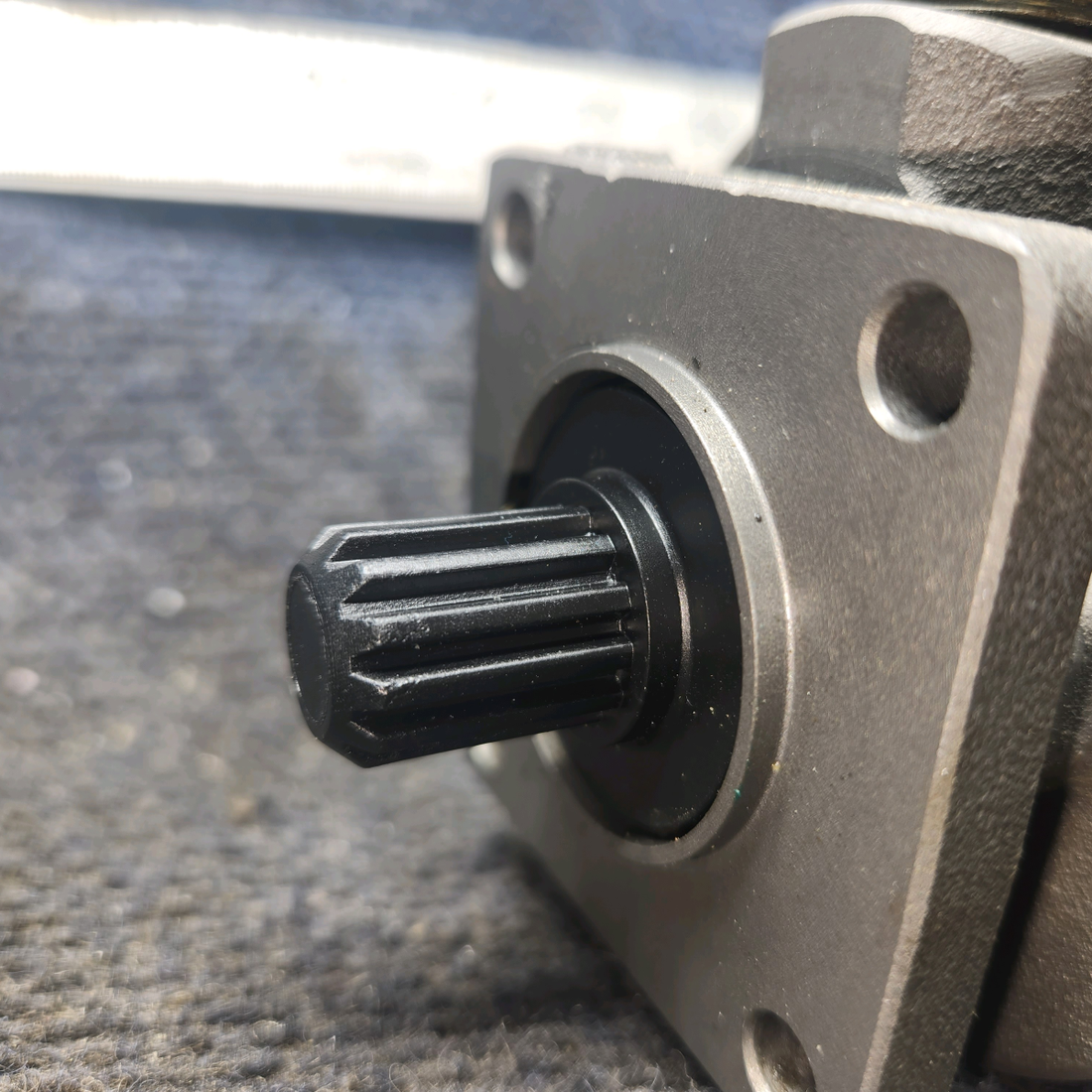 Used aircraft parts for sale, RAP215CC Lycoming Piper PA-28-140 Dry Air Pump