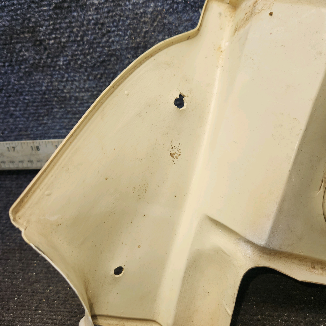 Used aircraft parts for sale, 0411974-6 cessna 150G Shield – RH
