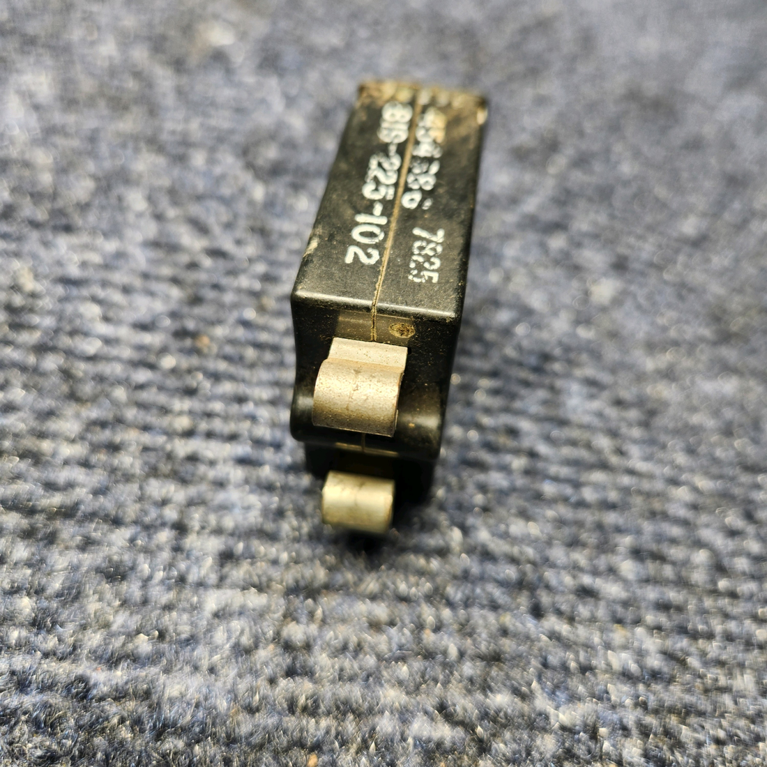 Used aircraft parts for sale, 823-225-102 Wood Piper PA-31T AMF BREAKER 25 AMP " PRICE PER EACH"