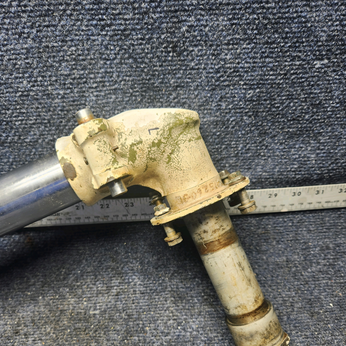 Used aircraft parts for sale, 35-815260-3 Beechcraft F33A LOWER MAIN GEAR SHOCK ABSORBER LH
