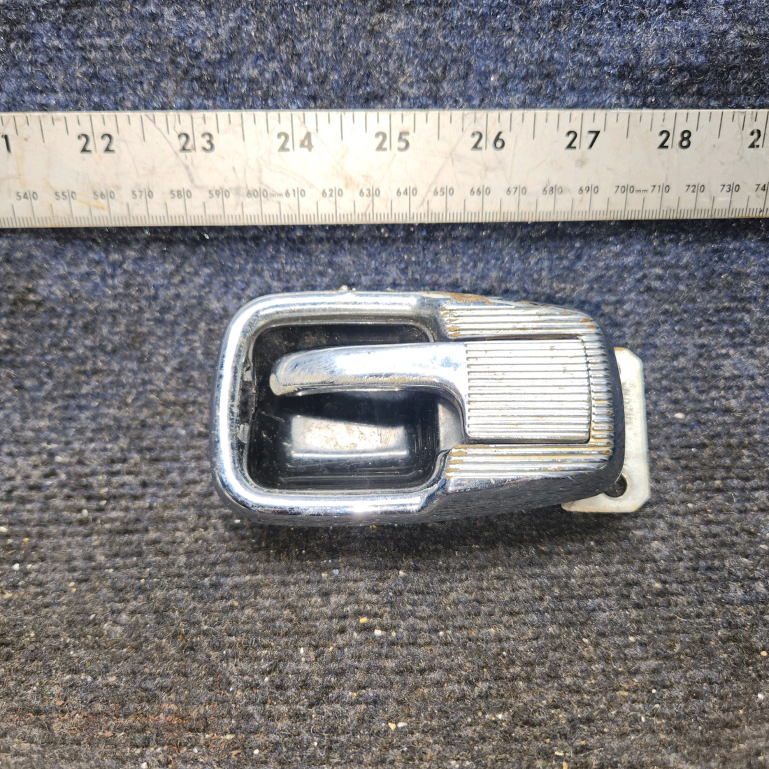 Used aircraft parts for sale, 464-048 Piper PA32RT-300 Aft Cabin Door Handle - LH