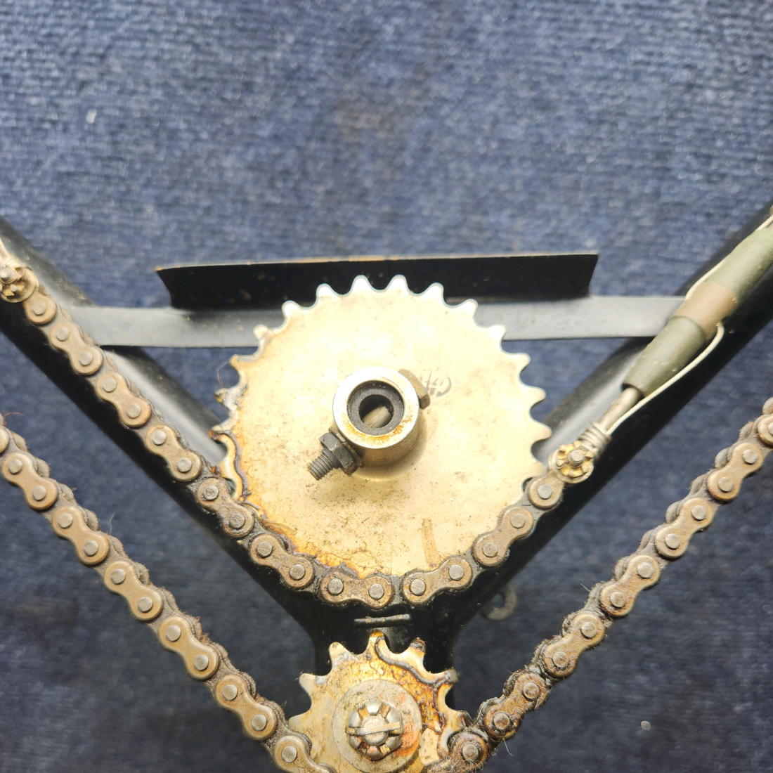 Used aircraft parts for sale, 0413368-1 cessna 150G Control “Y” Yoke Weld Assy with Chains and Gears