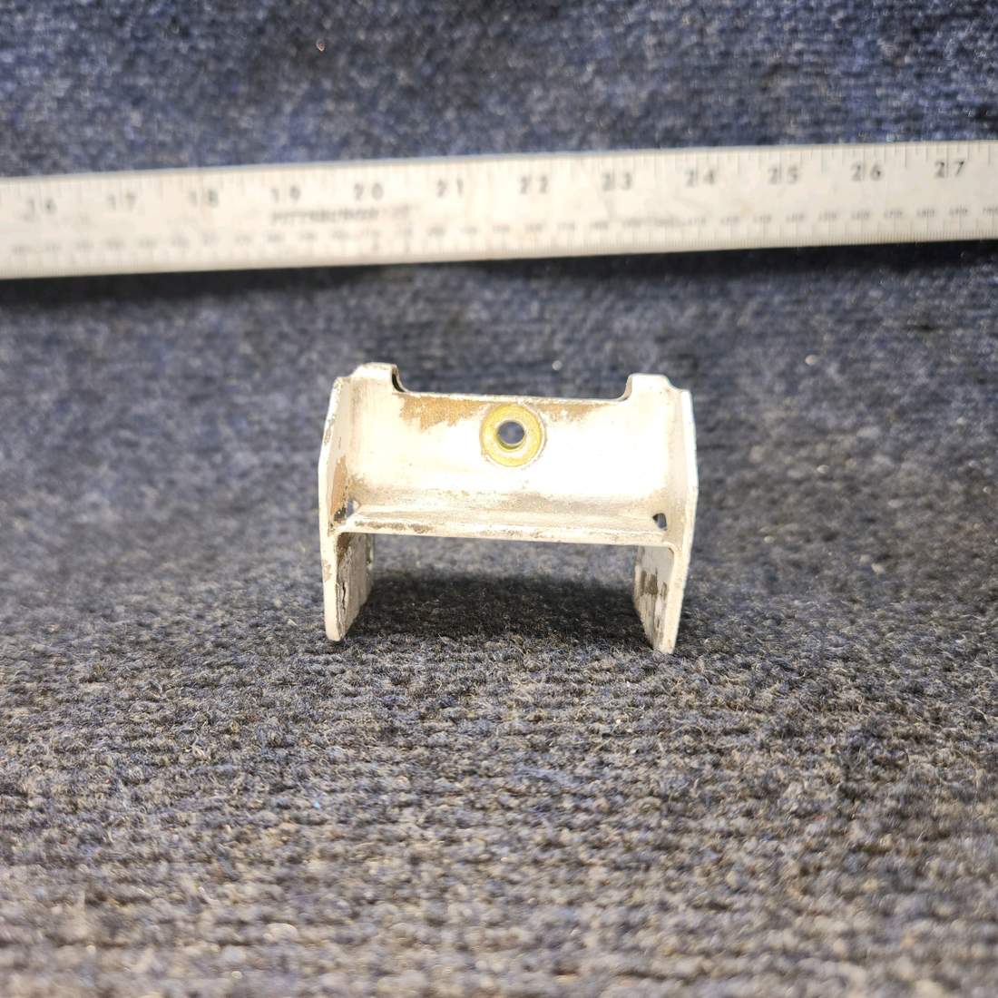 Used aircraft parts for sale, 45-135036 BEECHCRAFT 95-55B Outboard Aileron Hinge Assembly - LH