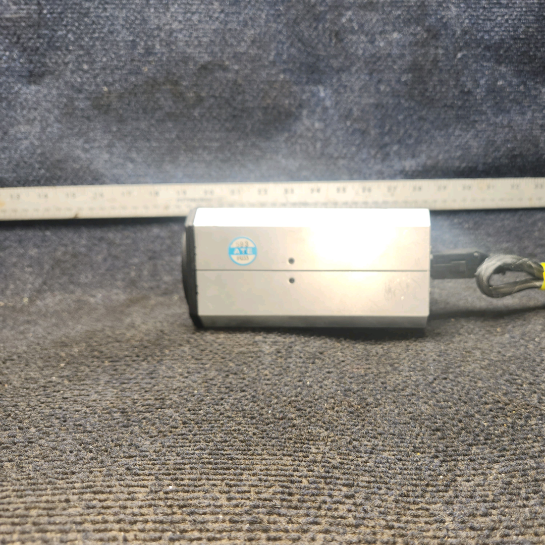 Used aircraft parts for sale, 066-3056-01 Bendix King KI 209 Cessna 182G VOR/LOC Converter and Glide Slope Indicator