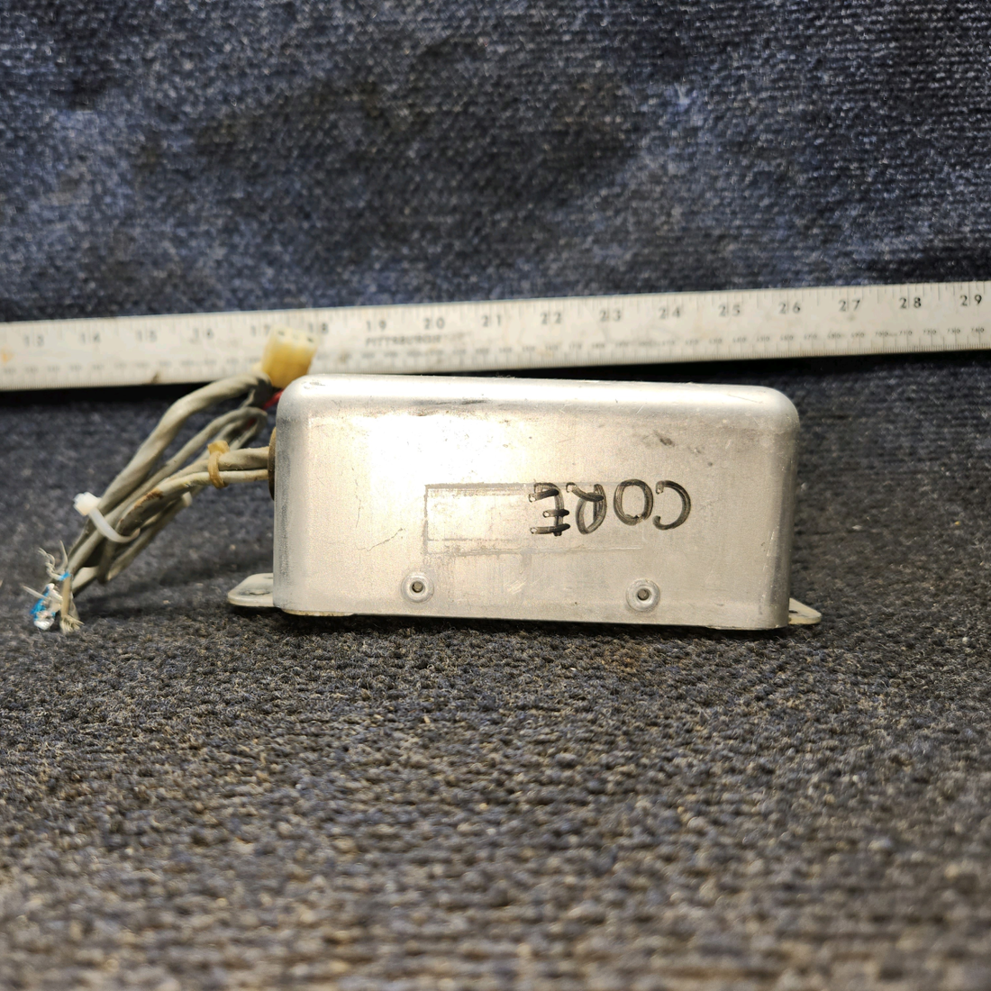 Used aircraft parts for sale, A490,T1-28 Whelen Strobe Light Power Supply (28V)