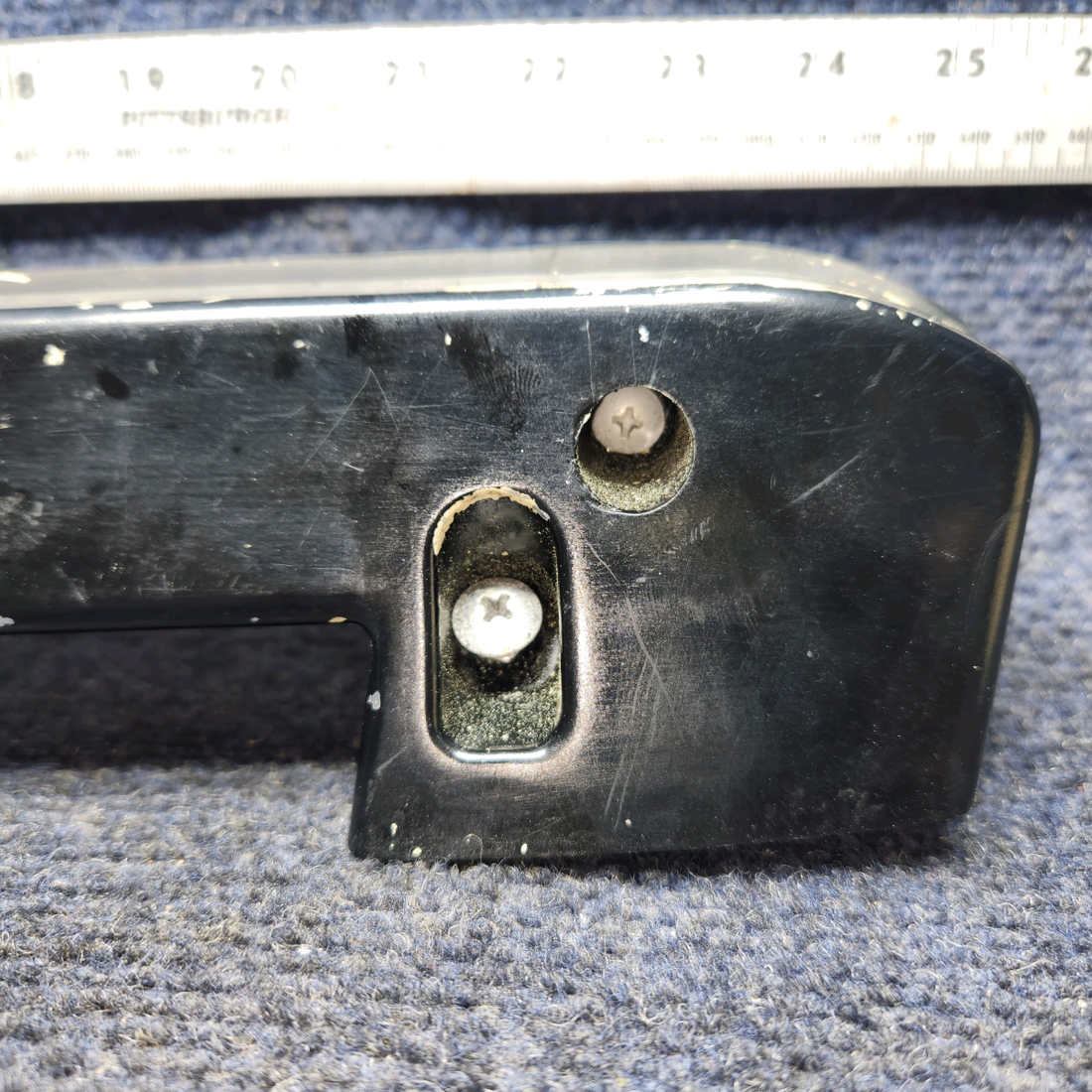 Used aircraft parts for sale, 1414082-20 CESSNA 172K ARMREST ASSEMBLY